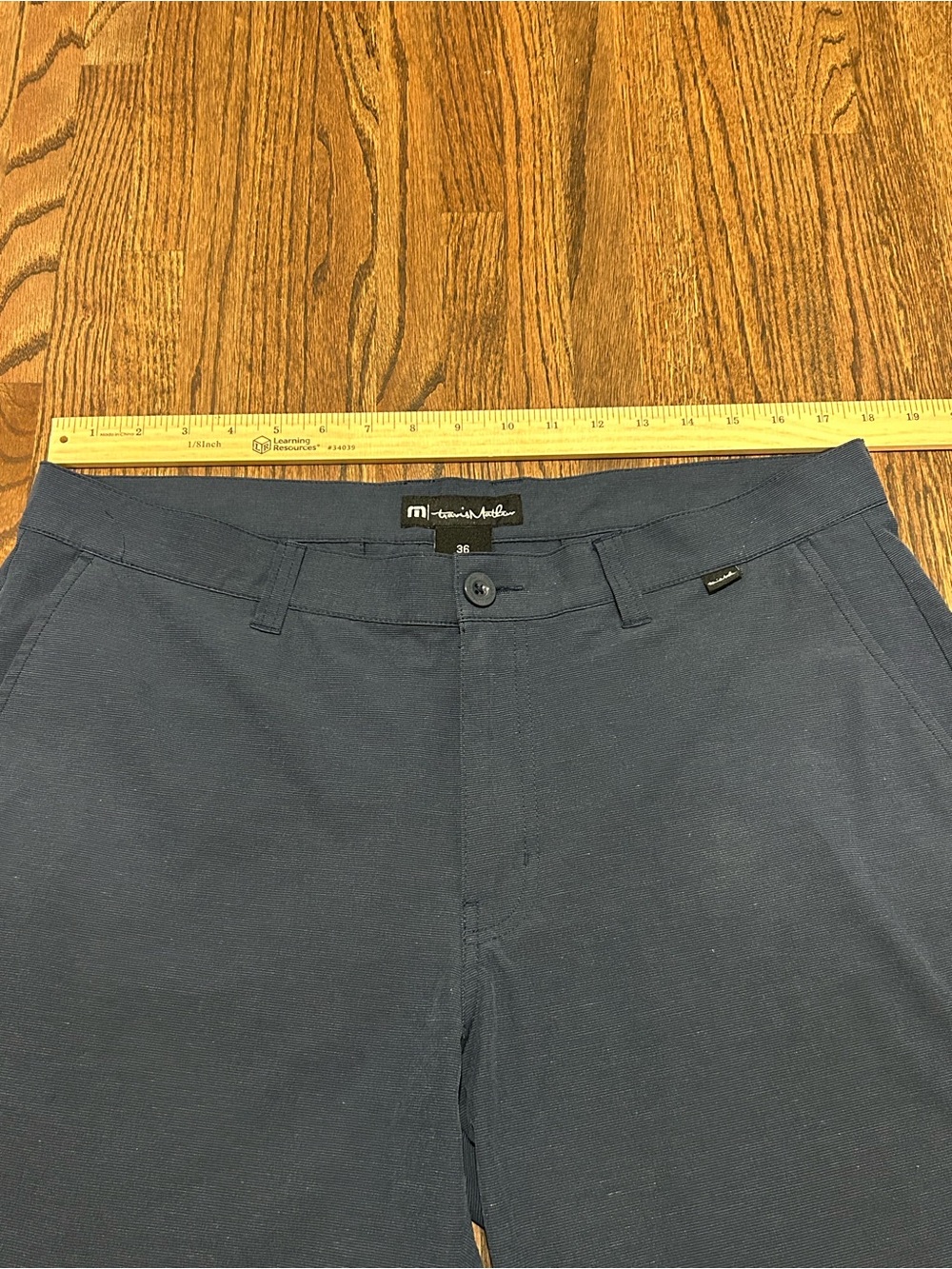 Travis Mathew Navy Performance Golf Shorts Men’s 36 - Picture 5 of 6